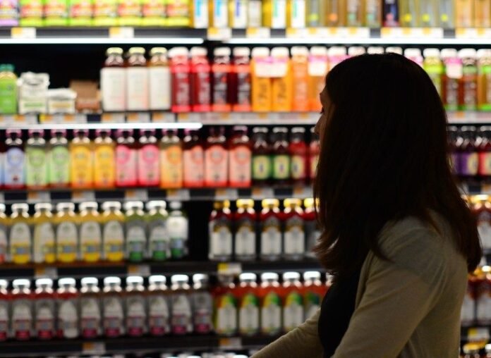 How Smart Vending Machines Are Quietly Reshaping Urban Food Habits